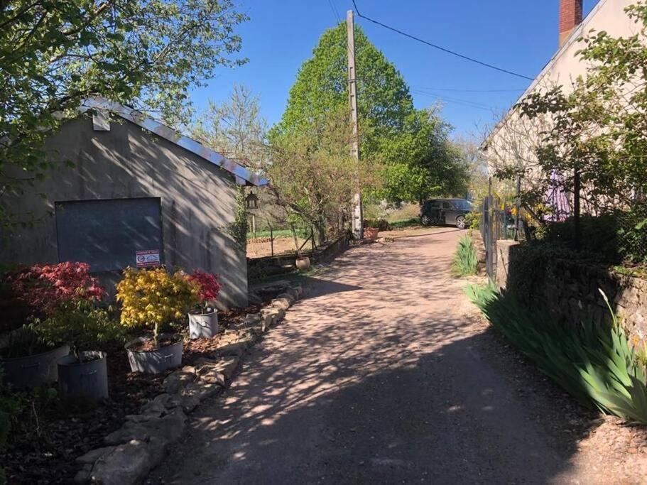 La Petite Maison D'Orphee Marmagne  Zewnętrze zdjęcie